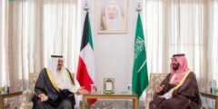 ولي العهد يستقبل رئيس وزراء الكويت في قصر نيوم ويستعرضان أوجه التعاون المشترك