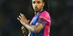 برشلونة يتوصل لاتفاق نهائي مع جول كوندي لتجديد العقد حتى 2030