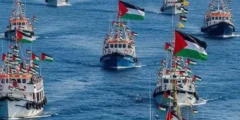 طائرة تركية تحلق فوق “أسطول الصمود” المتجه إلى غزة